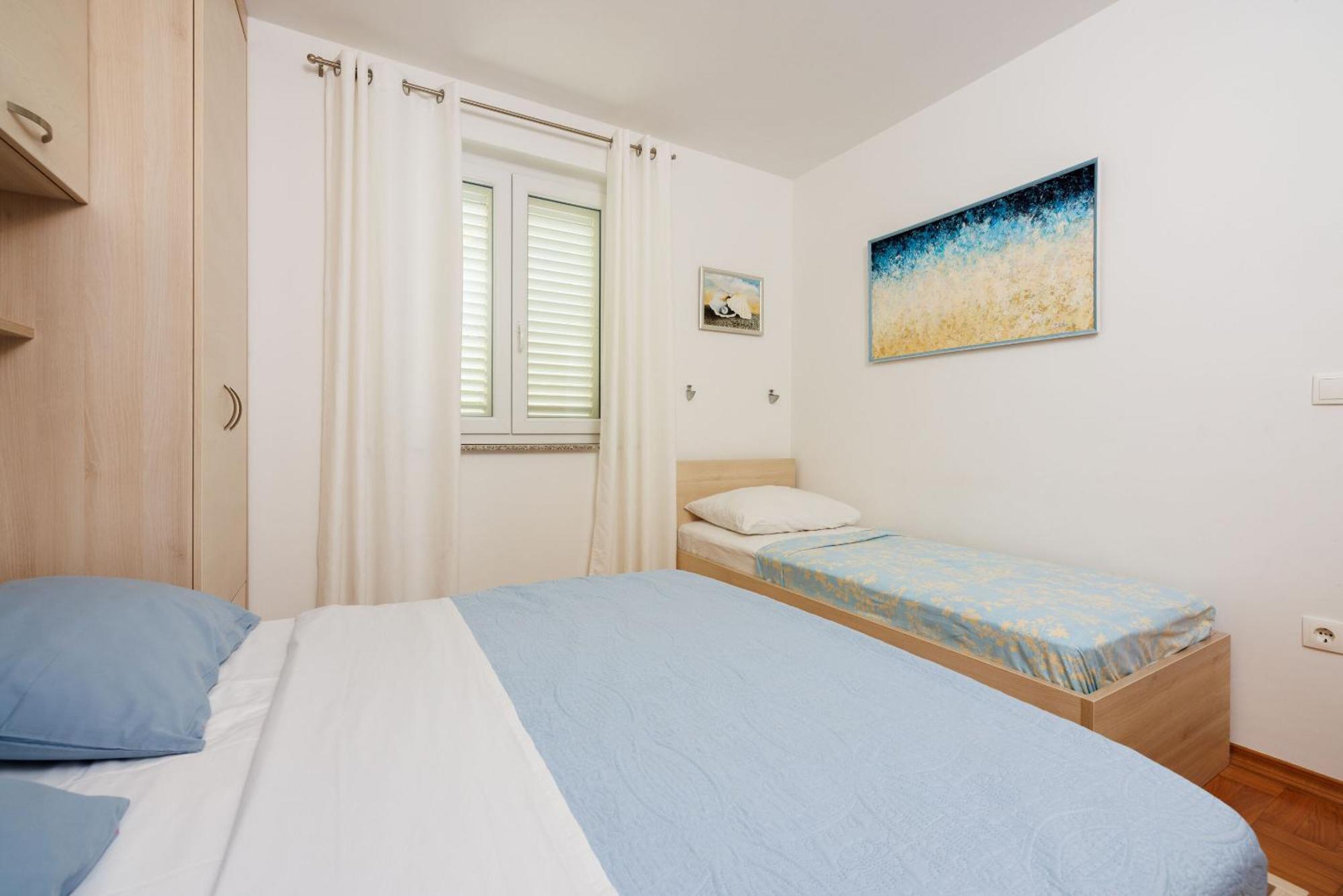 Apartments Petak Novi ドラマリ エクステリア 写真